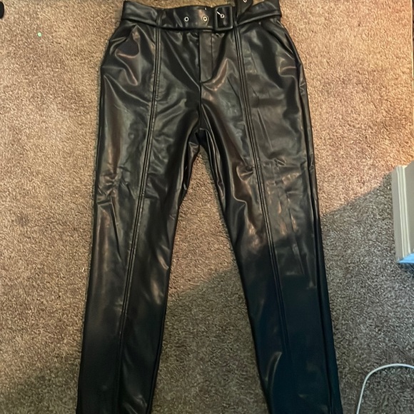 New with tag - Picture 1 of 2